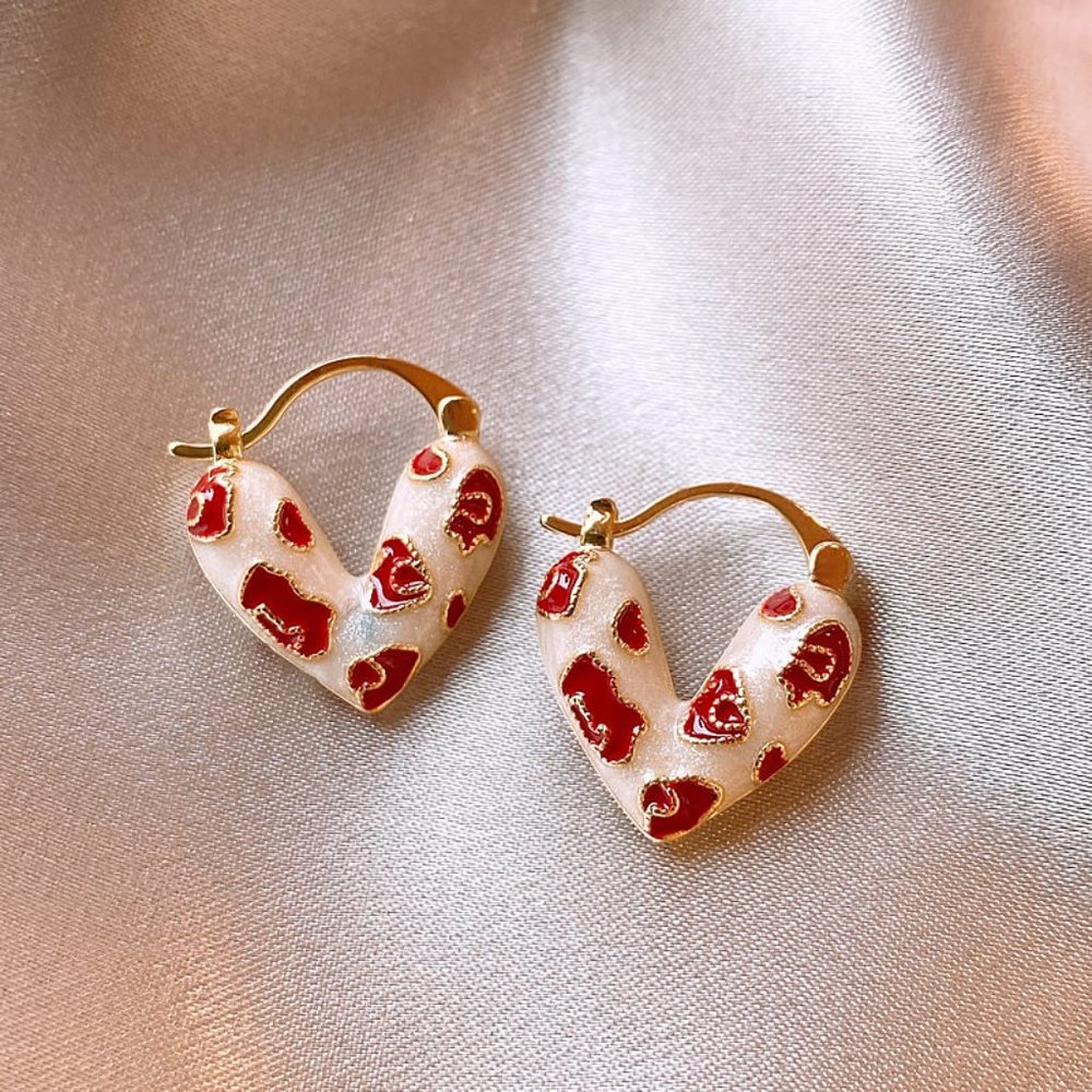 GOLICC Red Striped Heart Earrings - Picture 9 of 12